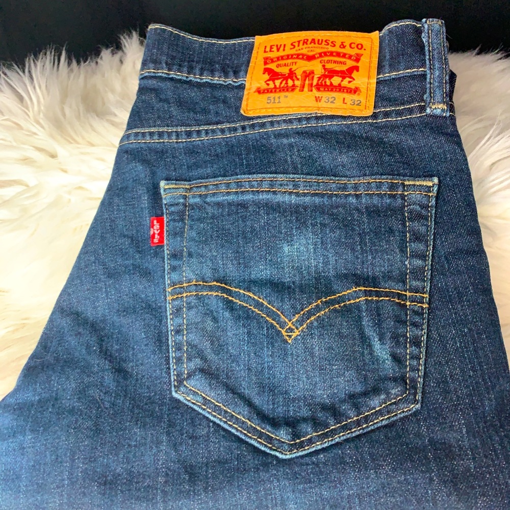 LEVI’S 511 Blue Jeans - 32L x 32W
